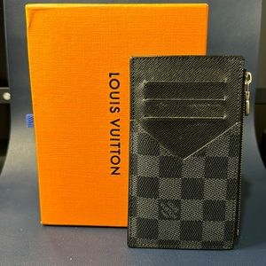 Authentic Louis Vuitton Coin Card Holder in Damier Graphite Canvas